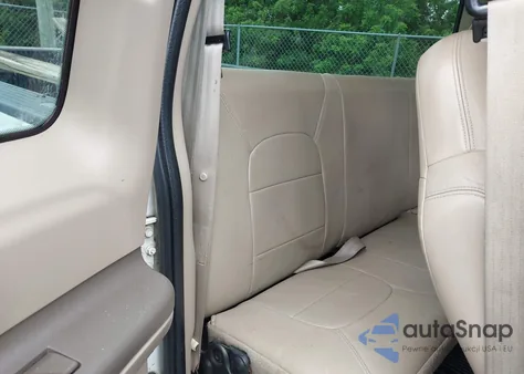 2000 Ford F250 Lariat/Xl/Xlt from USA, damaged, VIN 1FTNF20F8YED45540